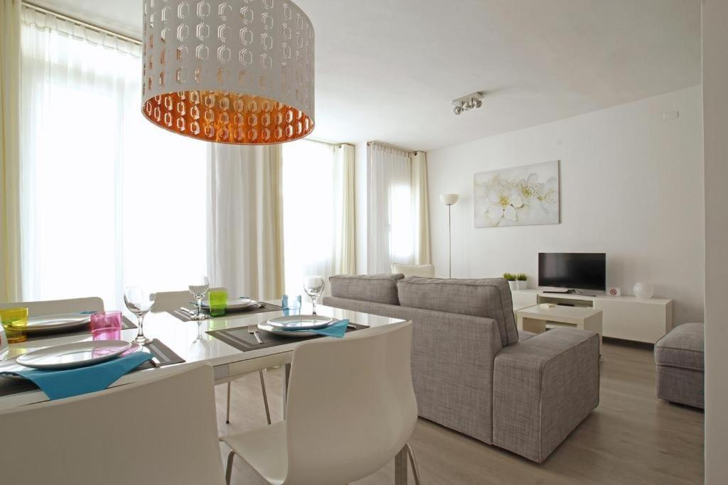 Warm Sands Apartment By Hello Homes Sitges Extérieur photo