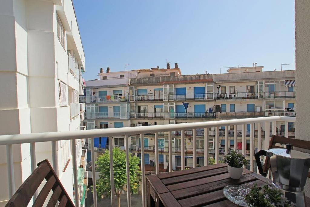 Warm Sands Apartment By Hello Homes Sitges Extérieur photo